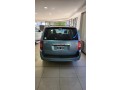 chrysler-town-counntry-small-4