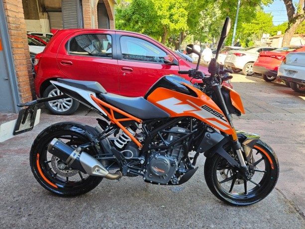 ktm-duke-250cc-2020-big-4