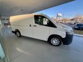 toyota-hiace-l1h1-2024-small-5