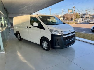 TOYOTA HIACE L1H1 2024