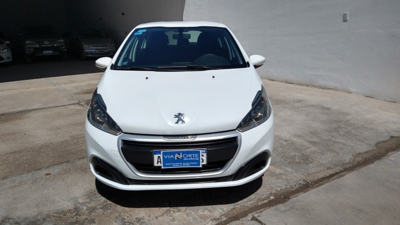 peugeot-208-active-16-big-1