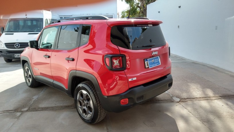 jeep-renegade-18-sport-at-2017-big-5