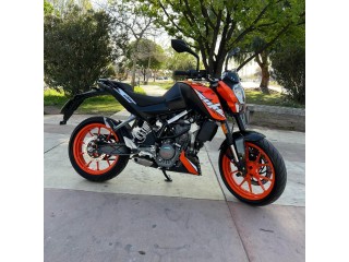 KTM DUKE 200