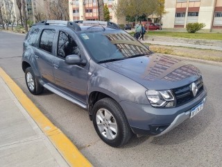 RENAULT DUSTER 2.0 PRIVILEGE 2017 PERMUTO FINANCIACION