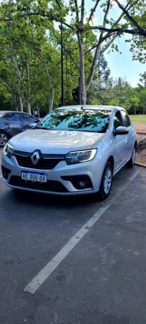 renault-logan-16-zen-2020-big-3