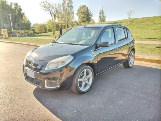 renault-sandero-16-16v-confort-big-0