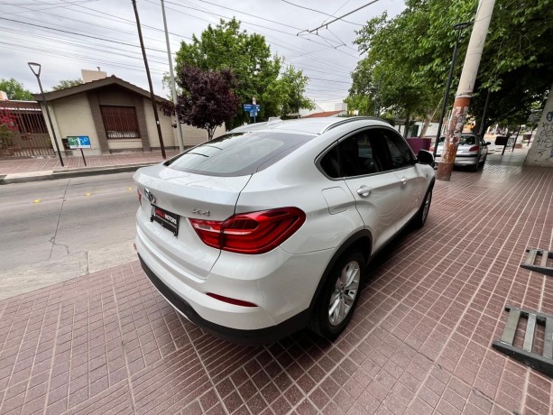 bmw-x4-xdrive-active-big-3