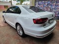 volkswagen-vento-bm-tech-14-tsi-at-2017-small-8