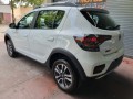 renault-sandero-stepway-intense-cvt-16-0km-2023-small-3