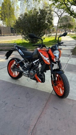 ktm-duke-200-big-2