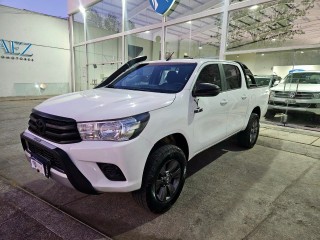 VENDO TOYOTA HILUX 2.4 D/C 4x4 TDI DX 150cv