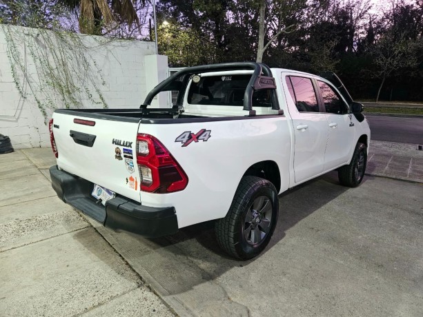 vendo-toyota-hilux-24-dc-4x4-tdi-dx-150cv-big-8