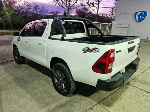 vendo-toyota-hilux-24-dc-4x4-tdi-dx-150cv-big-5