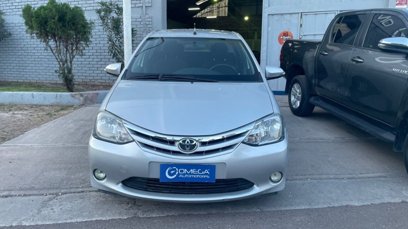 toyota-etios-15-xls-big-0