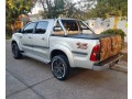 toyota-hilux-srv-4x4-2011-small-2