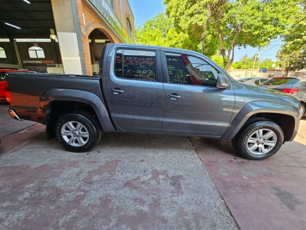 volkswagen-amarok-highline-20-tdi-4x4-2012-big-3