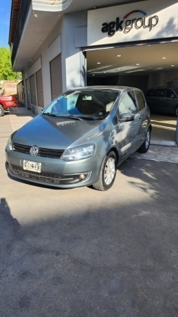 volkswagen-fox-2012-big-1