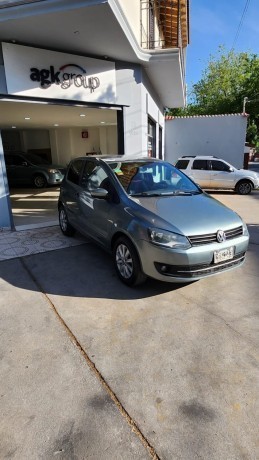 volkswagen-fox-2012-big-0