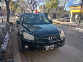 TOYOTA RAV 4X4 AT 2010