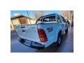 toyota-hilux-4x4-small-2