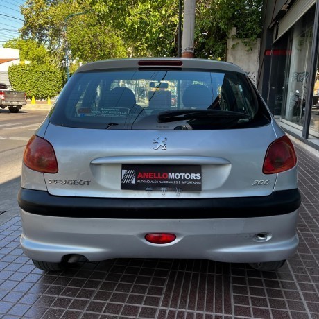 peugeot-206-premium-big-3