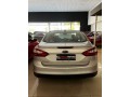 ford-focus-se-plus-small-3