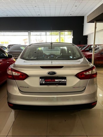 ford-focus-se-plus-big-3