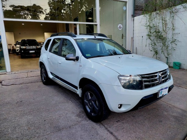 vendo-renault-duster-20-4x4-tech-road-138cv-big-2