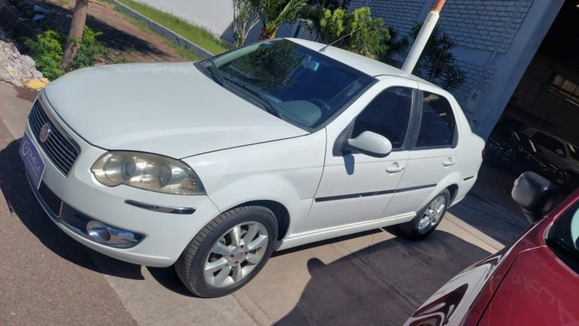 fiat-siena-essence-16-16v-big-1