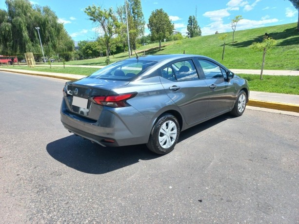 nissan-versa-16-sense-cvt-l21-big-2