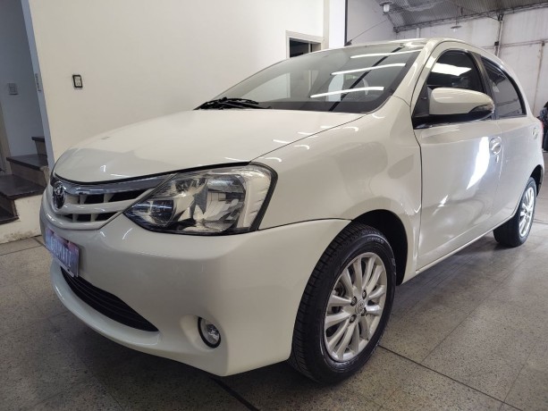 toyota-etios-15-5ptas-xls-big-0