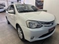 toyota-etios-15-4ptas-xls-6mt-small-3