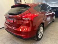 ford-focus-iii-16-s-5ptas-l15-small-12