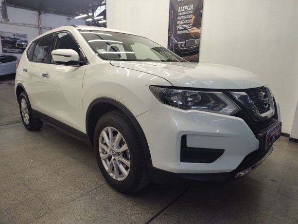 nissan-x-trail-25-cvt-4x2-big-6