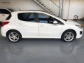 peugeot-308-20-felline-small-10