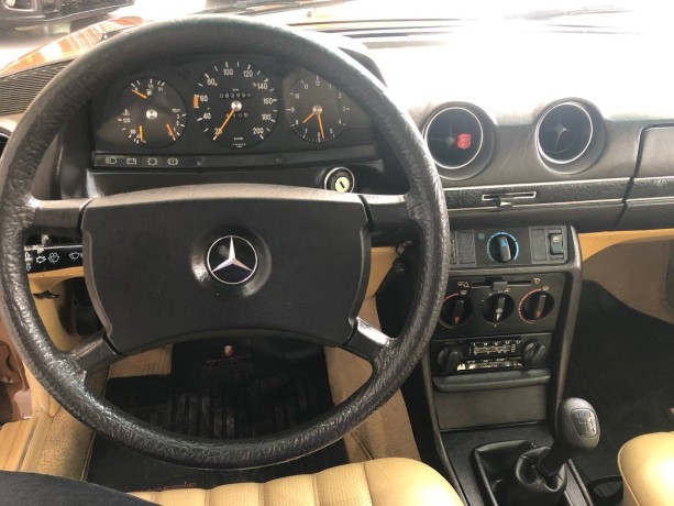 mercedes-benz-230-big-6