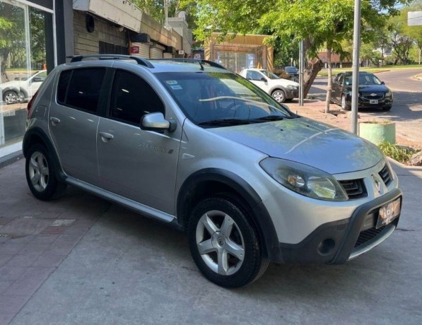 renault-sandero-big-1