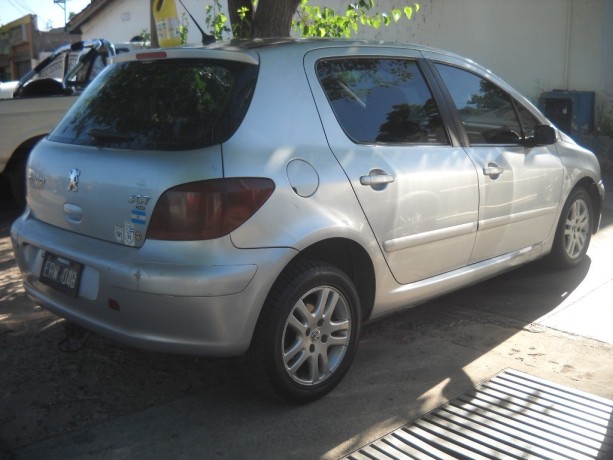 peugeot-307-5p-diesel-2005-big-2