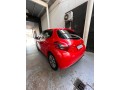 peugeot-208-allure-small-0