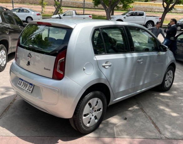 volkswagen-up-big-3