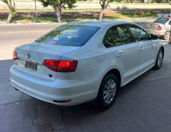 volkswagen-vento-big-2