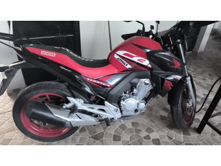 Vendo honda cb 250 new Twister