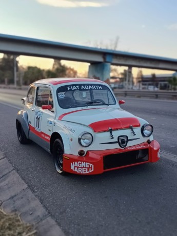 fiat-600-r-1976-replica-abarth-big-0