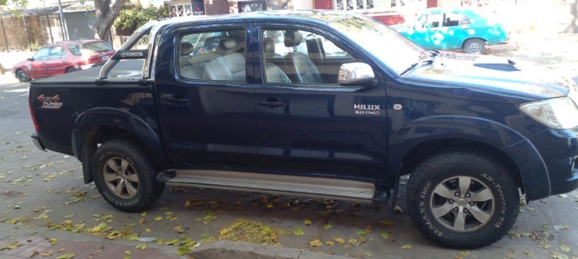 vendo-hilux-2010-big-1