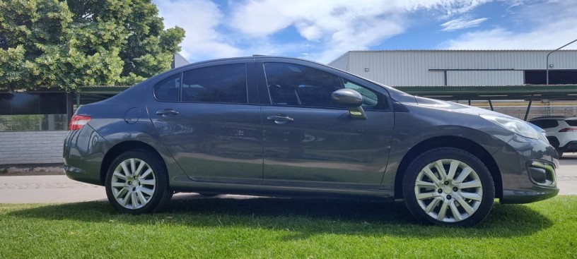 peugeot-408-impecable-big-1