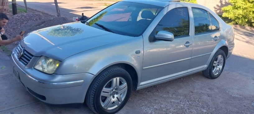 vendo-mi-volkswagen-bora-turbo-diesel-modelo-2007-big-6