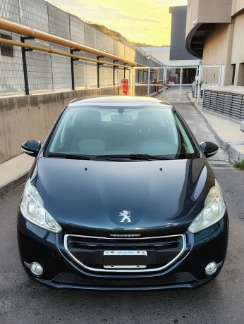 peugeot-208-16-5ptas-allure-115cv-l16-big-0