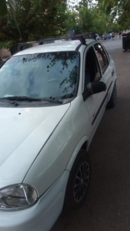 chevrolet-corsa-classic-super-16-2005-big-1