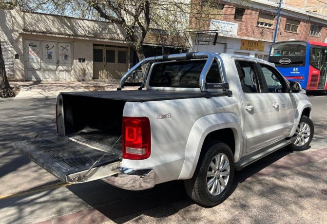 volkswagen-amarok-20td-4x4-cd-highline-2010-big-4