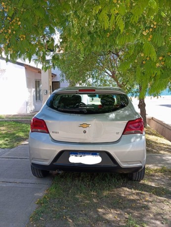 chevrolet-onix-lt-ano-2018-117-km-unica-mano-big-8